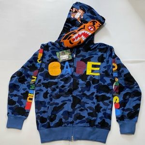 Bape hoodie L chest 21” slim fit, excellent condition good quality made Japan.